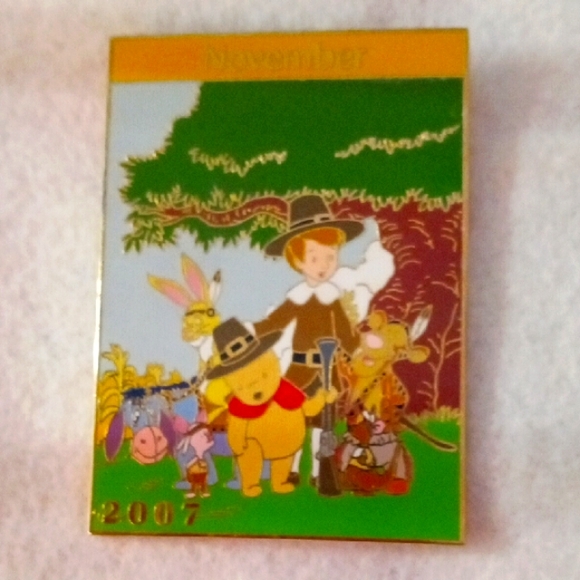 Disney Jewelry - Disney November Pin - Green, Yellow, and Brown. LE 500